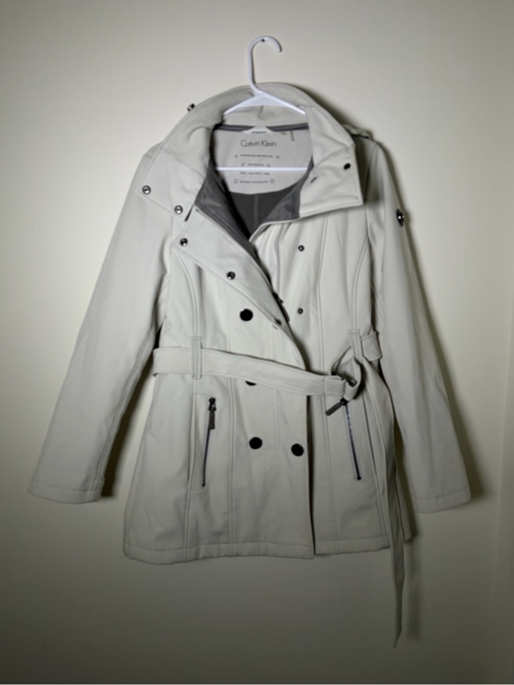 Calvin Klein Light Cream Trench Coat with Belted Waist Women’s Large
